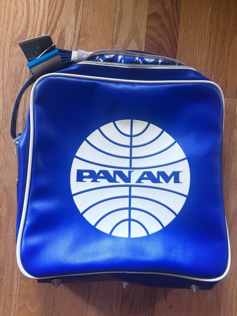 Pan Am “innovator” Retro Blue Logo Travel Bag certified vintage style by Pan Am